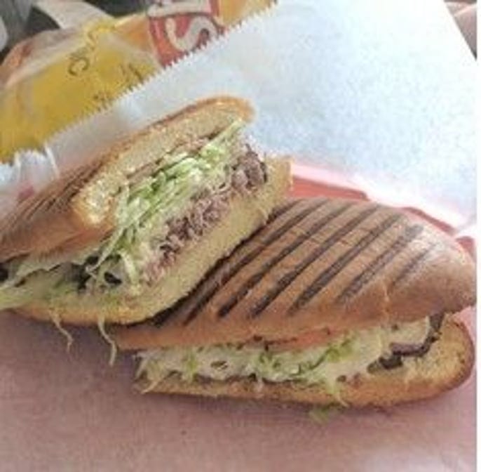 7 – Chipotle Chicken 3 Pepper Sub (Spicy).